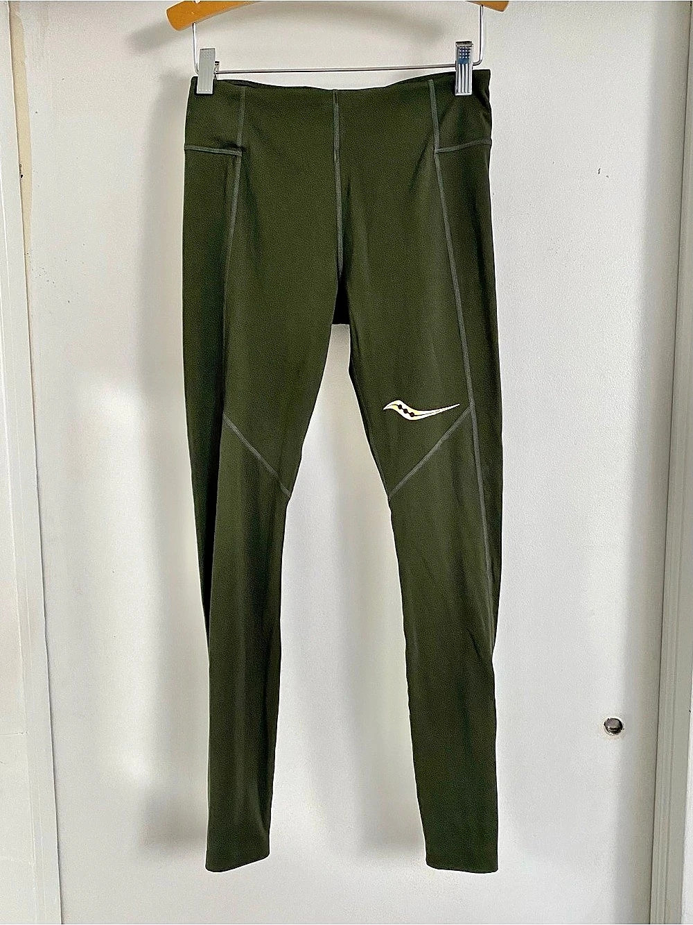 Saucony Women's Striped Athletic Leggings XS